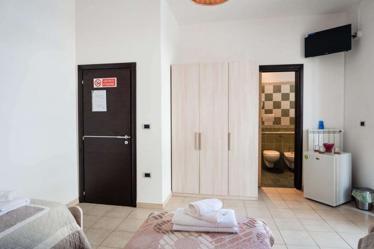 B&B Dell'Infopoint-La Via Silente Castelnuovo Cilento Extérieur photo