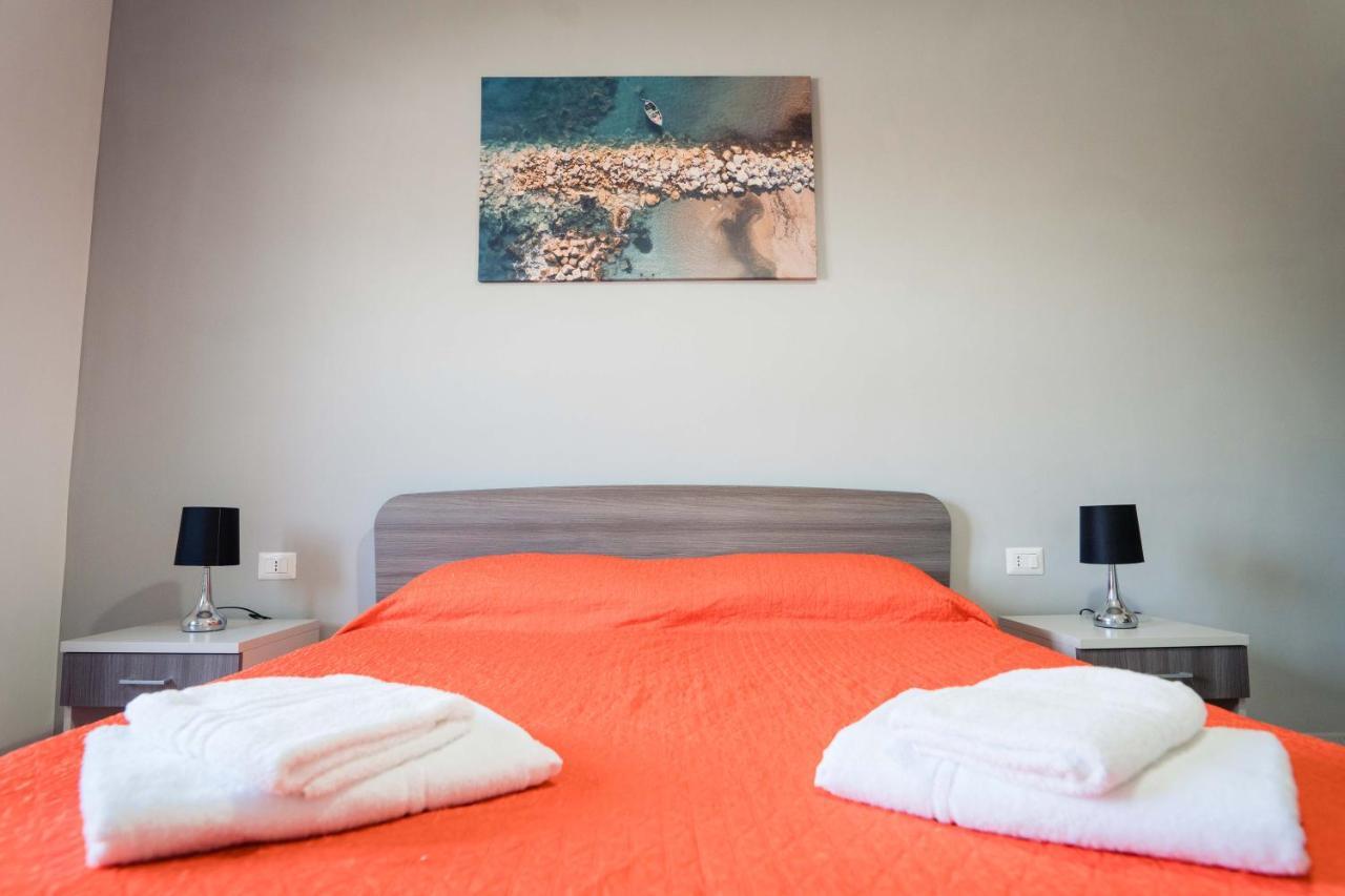 B&B Dell'Infopoint-La Via Silente Castelnuovo Cilento Extérieur photo